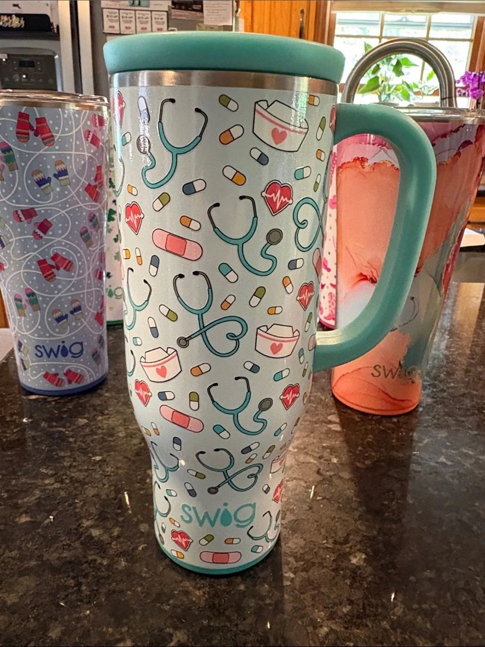 Swig Life 32oz Stainless Travel Mug in Teal Nurse Pattern - Picture 1 of 1